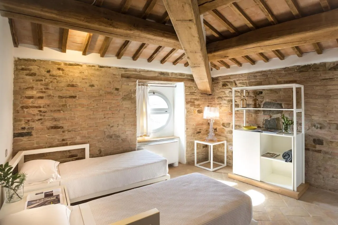Bauernhof CASTELLO DI RAMAZZANO - Tenute Aliani Perugia Italien