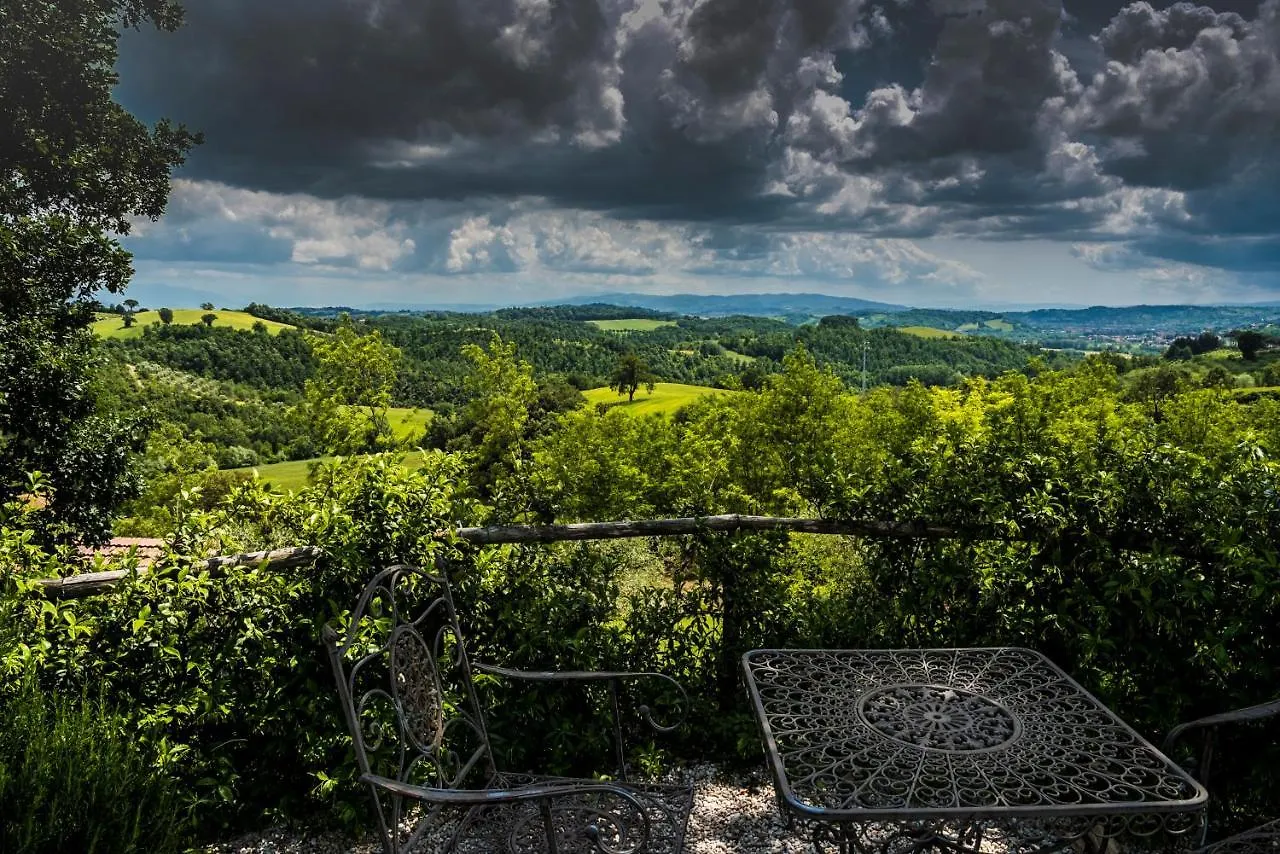 CASTELLO DI RAMAZZANO - Tenute Aliani Perugia 0*,