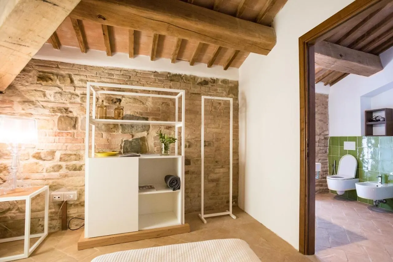 CASTELLO DI RAMAZZANO - Tenute Aliani Perugia Italien